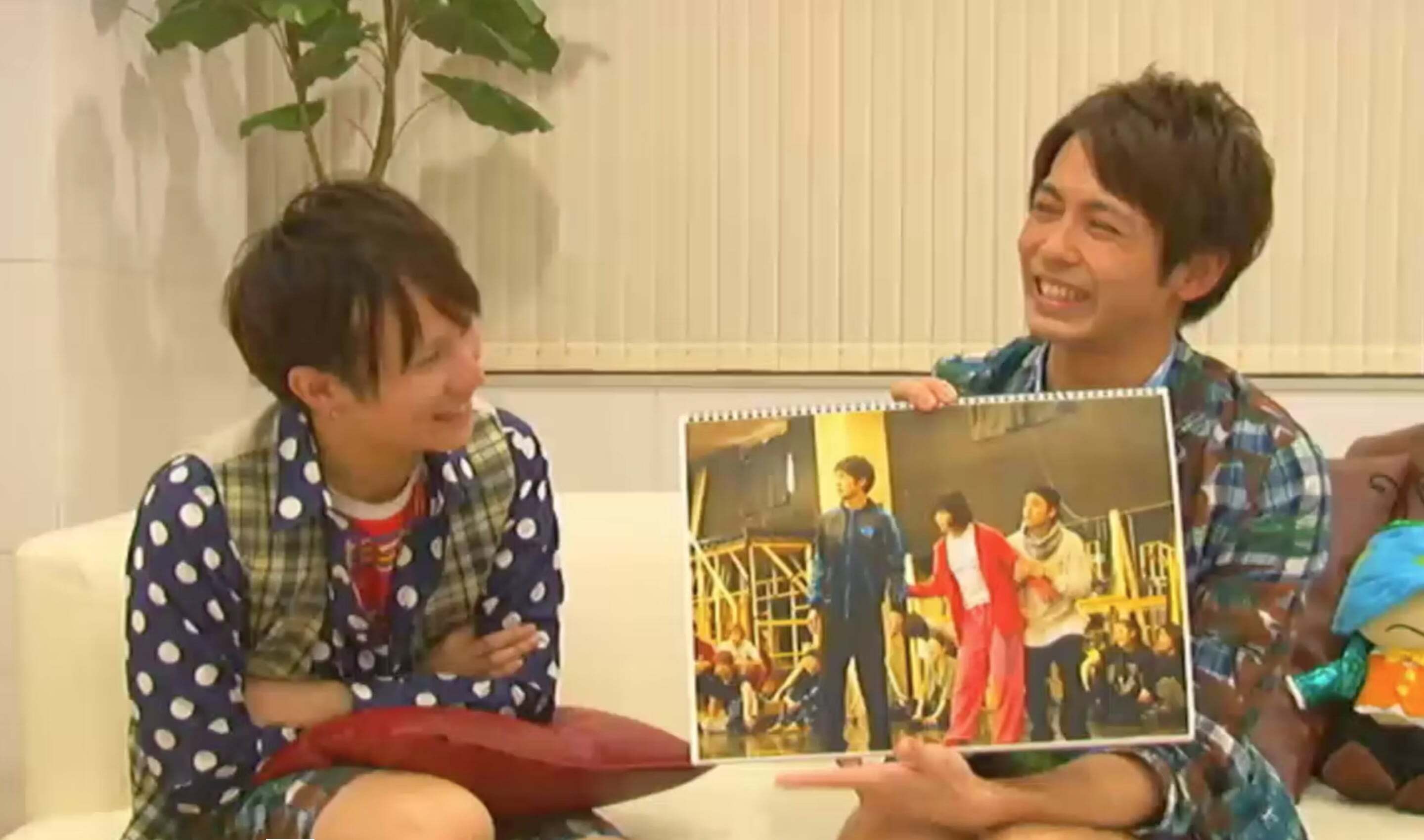 『The Love Bugs』SENDEN虫テレビ #4