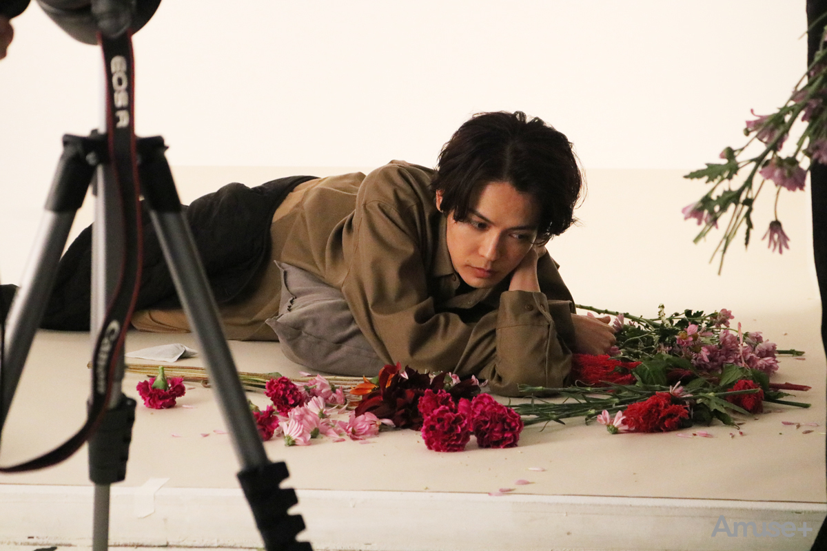 猪塚健太2021.04-2022.03 Calendar』撮影レポート | Amuse+(アミューズ