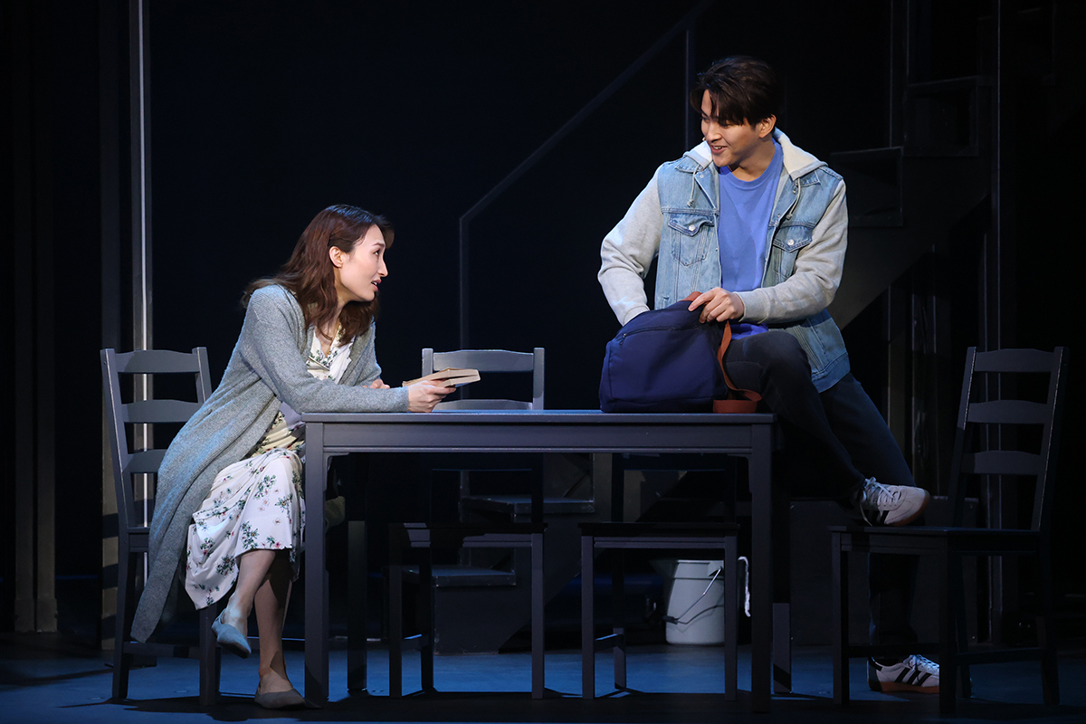 ミュージカル『next to normal』公開ゲネプロ フォトギャラリー